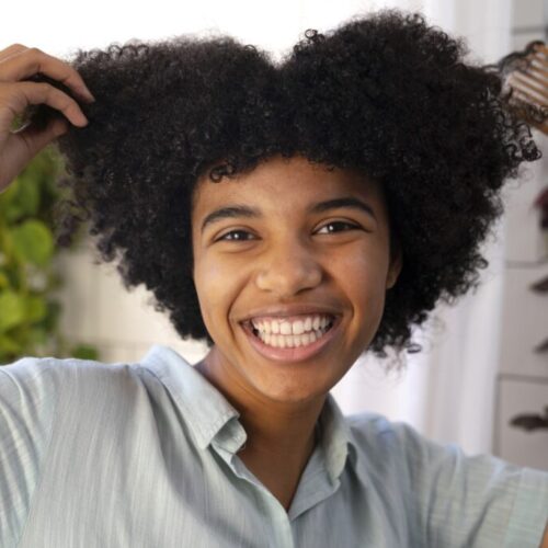 5 cosas que debes saber antes de iniciar tu transición capilar (y no rendirte en el intento)